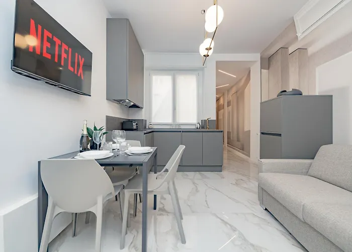 Apartament 4co4 - Duomo - Luxurious - Large - Mediolan